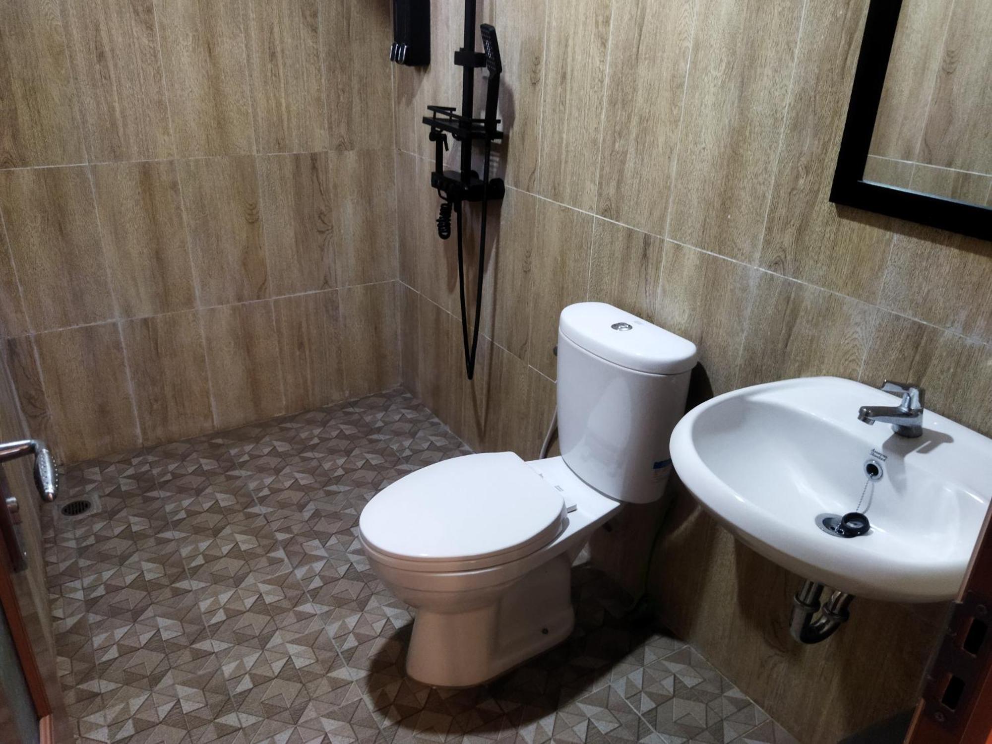 Pijar Resort Powered By Cocotel Kudus Room photo