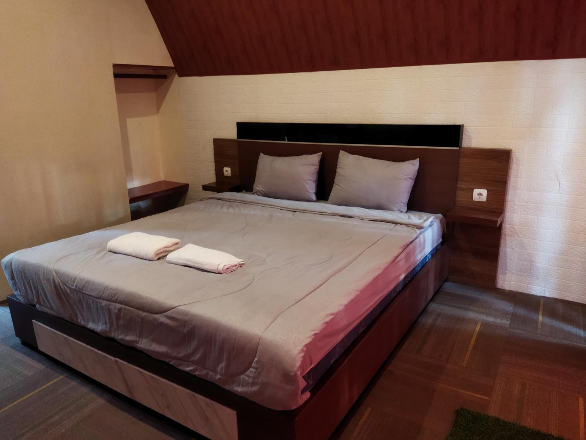 Pijar Resort Powered By Cocotel Kudus Room photo